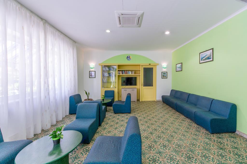 La Residenza Aparthotel Майори Екстериор снимка